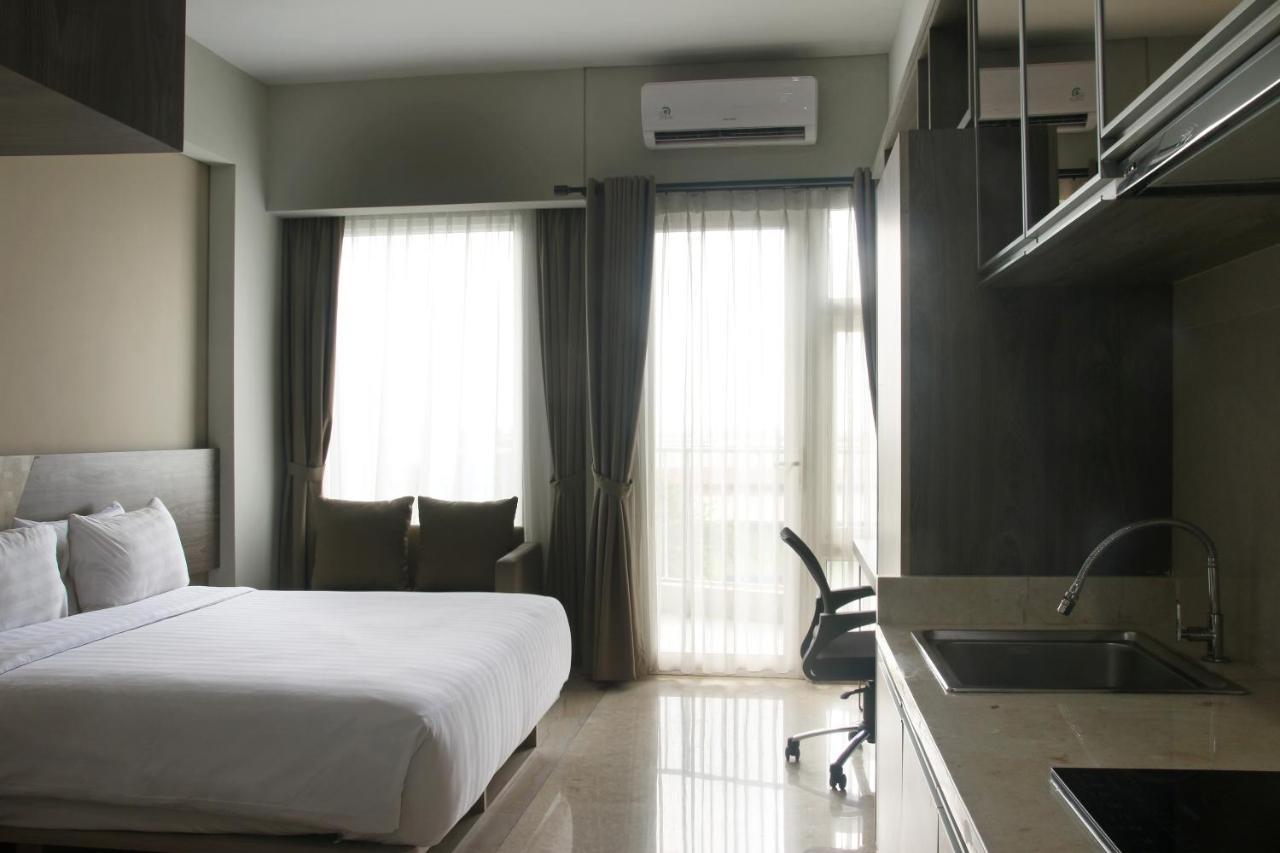 Graha Makara Suite Hotel & Residence Cikarang Luaran gambar