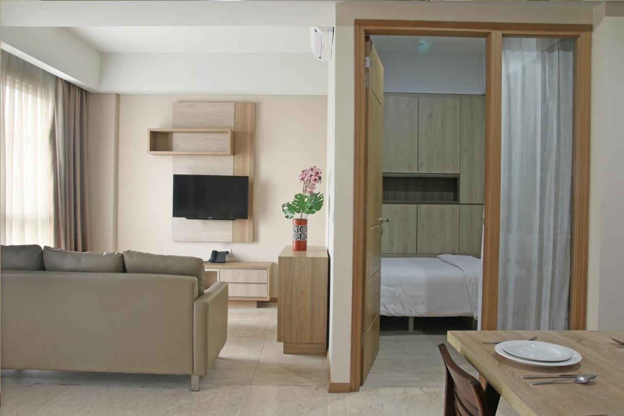 Graha Makara Suite Hotel & Residence Cikarang Luaran gambar