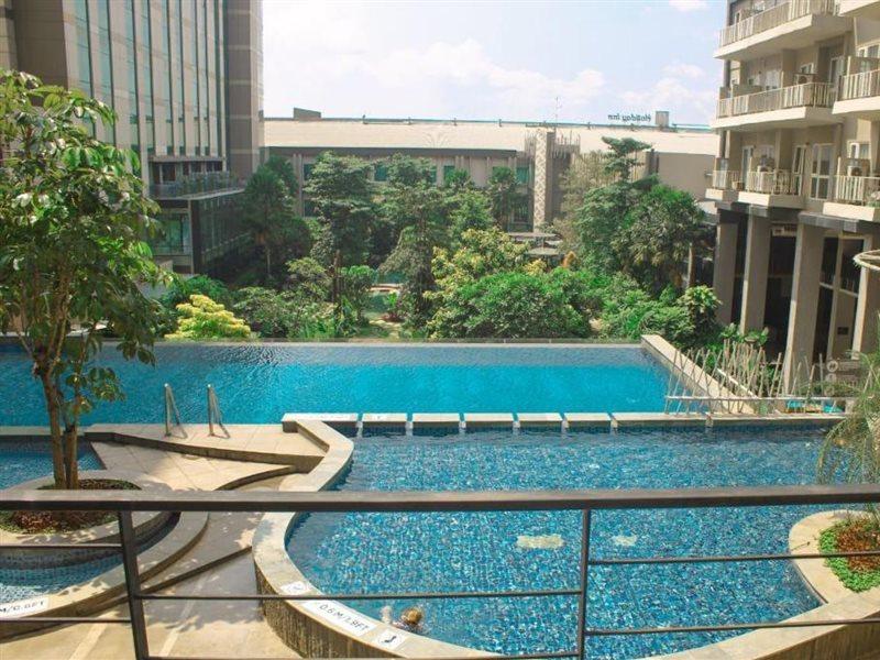 Graha Makara Suite Hotel & Residence Cikarang Luaran gambar